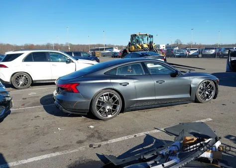 2025 Audi Rs E-Tron Gt Performance из США, поврежденный, VIN WAUJ8BFW1S7901552